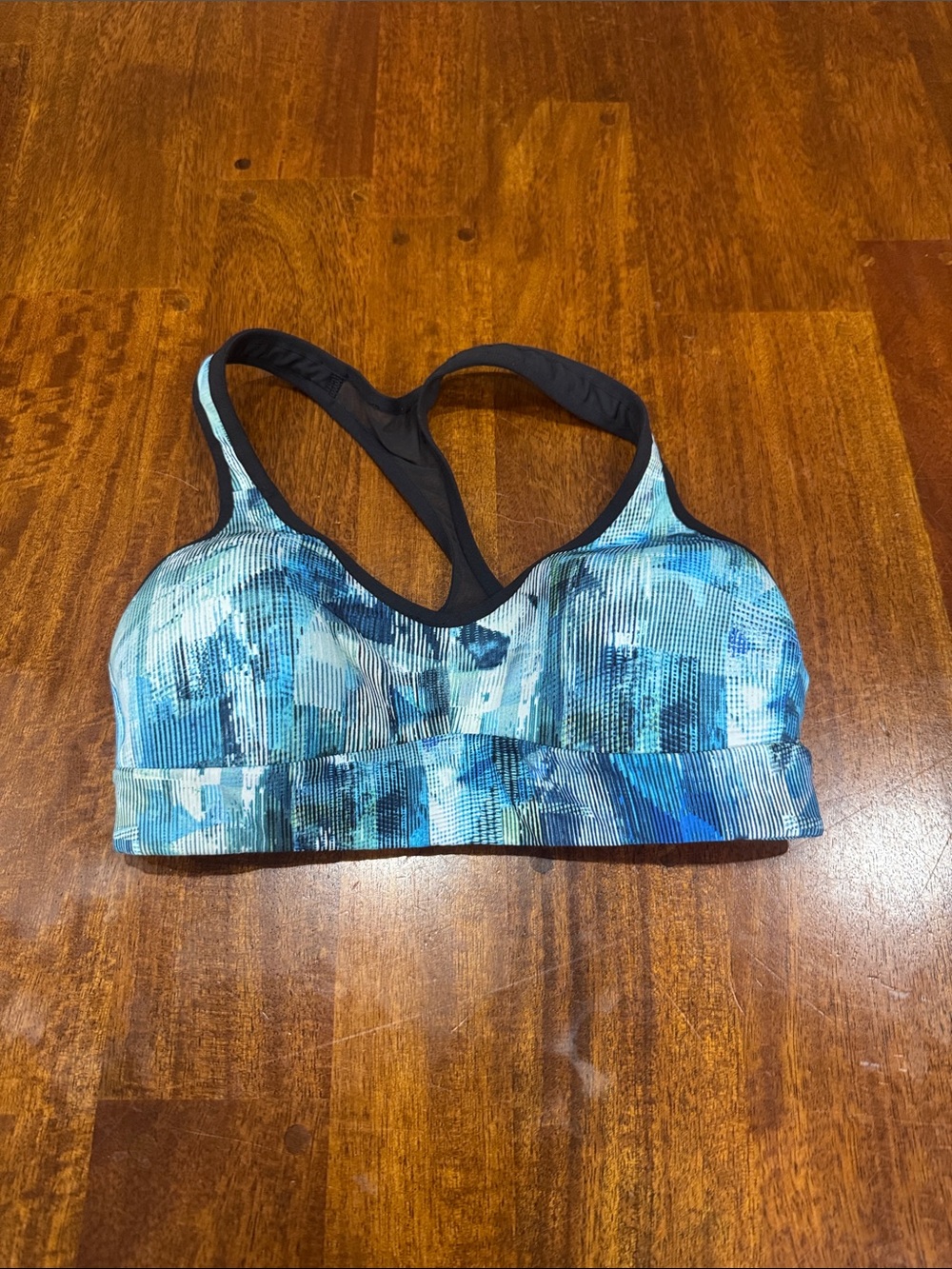 Lululemon Speed Up Bra (patterned in Sun Dazed Multi Blue)